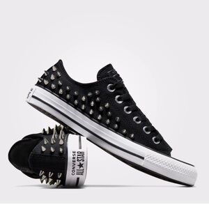 NWT Converse Chuck Taylor Spiked All Star Low Top Black Women’s 7 Rare